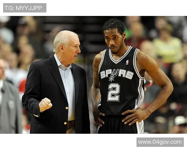 马布里与慈世平的篮球传奇对决回顾与分析